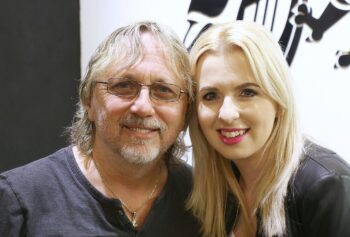 Celý svůj důchod odvedu zpátky státu, říká zpěvák Dalibor Janda. Dnešních seniorů je mu líto