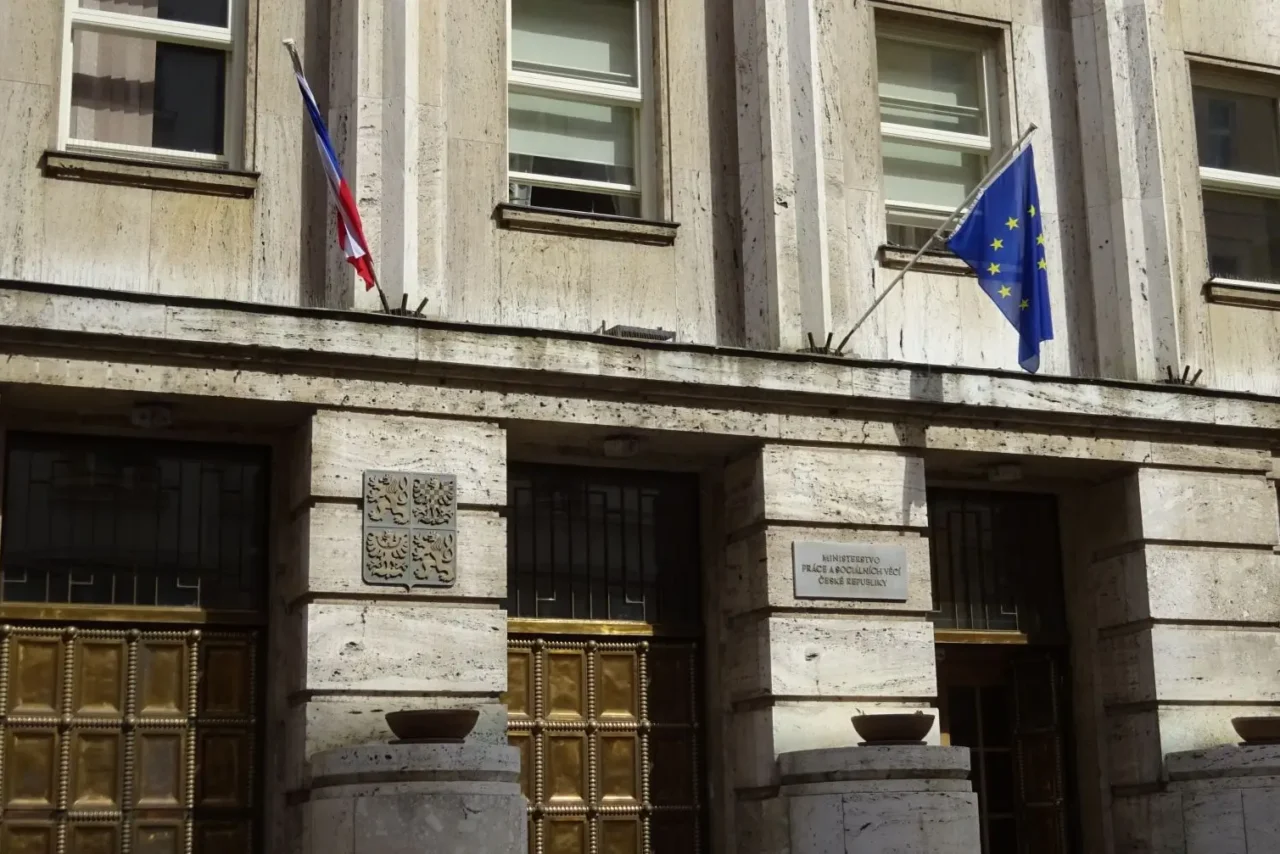 Ministerstvo práce a sociálních věcí.