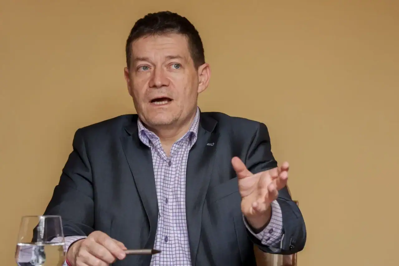 Poslanec Patrik Nacher.