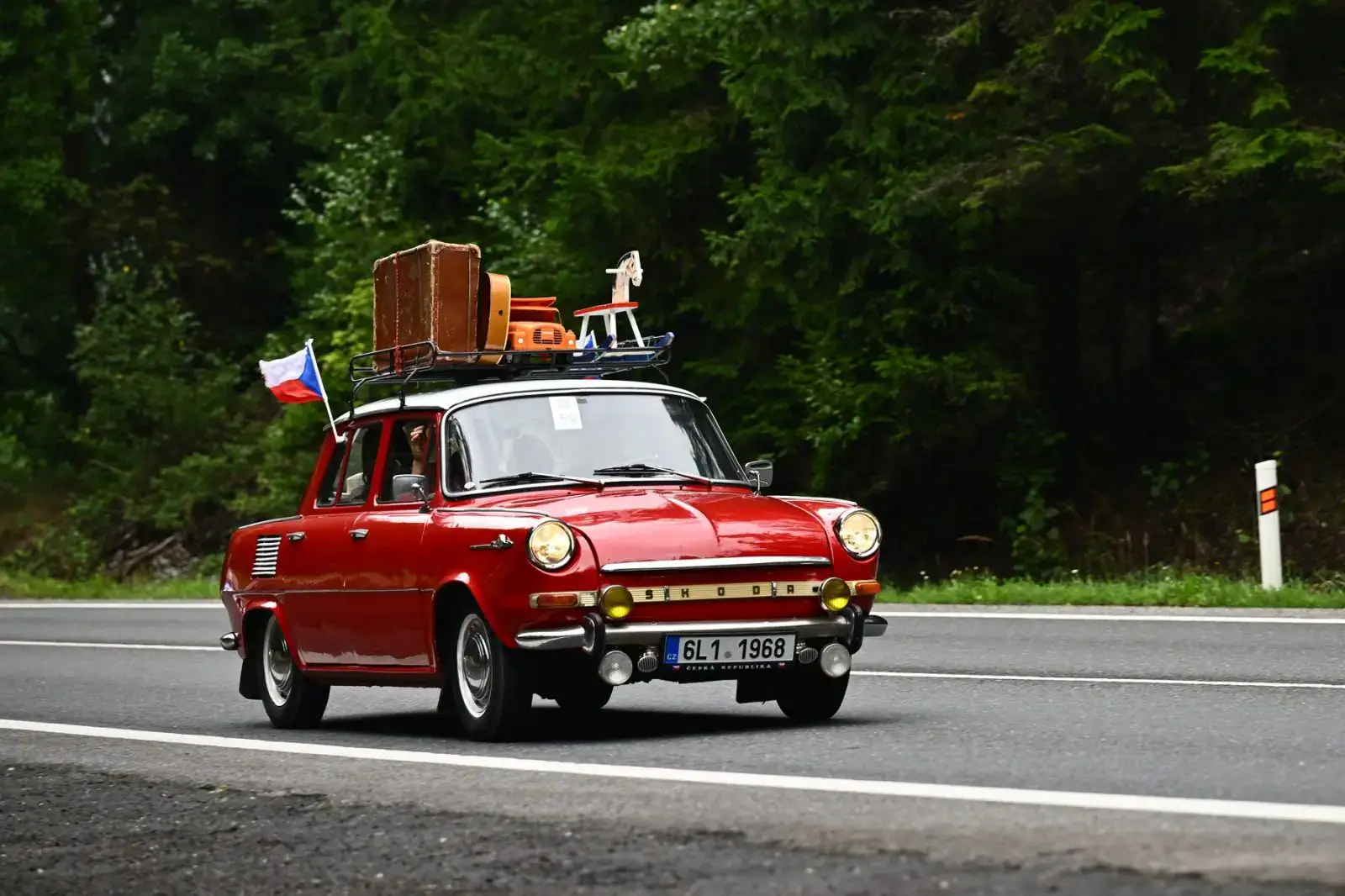 Retro auto Škoda 1000 MB.