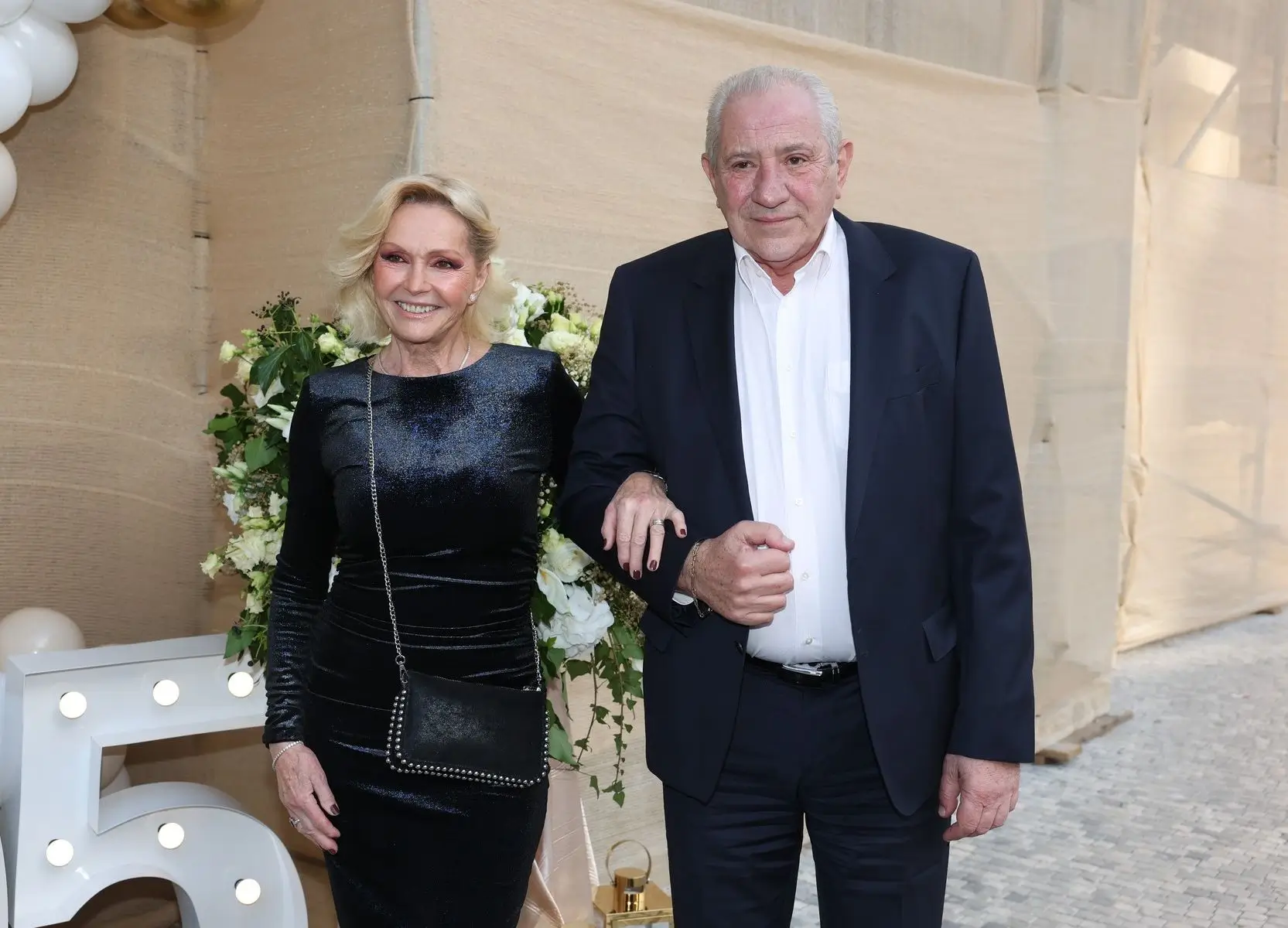 Helena Vondráčková s manželem řešila potíže s důchodem.
