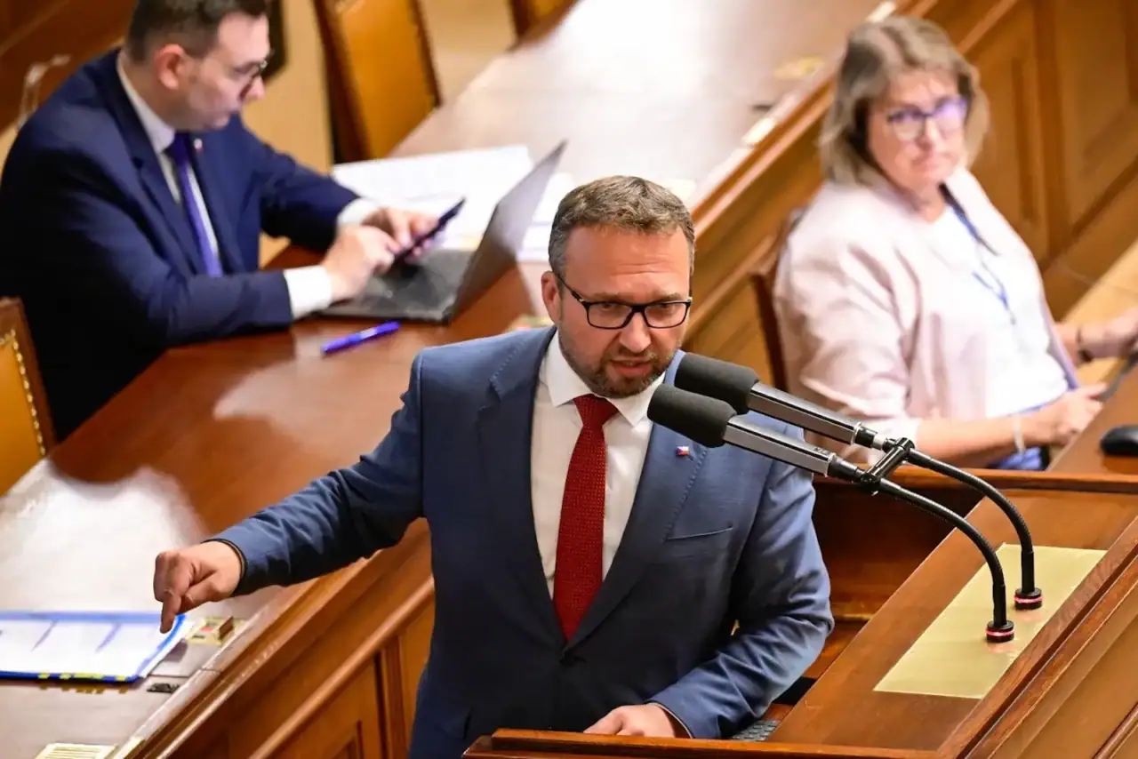 Marian Jurečka v době, kdy ještě byl ministrem práce a sociálních věcí Fialovy vlády.
