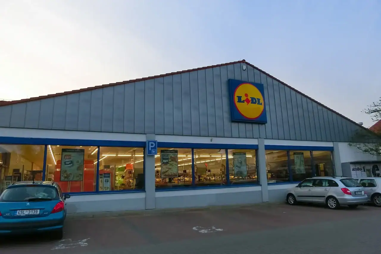 Prodejna Lidl.