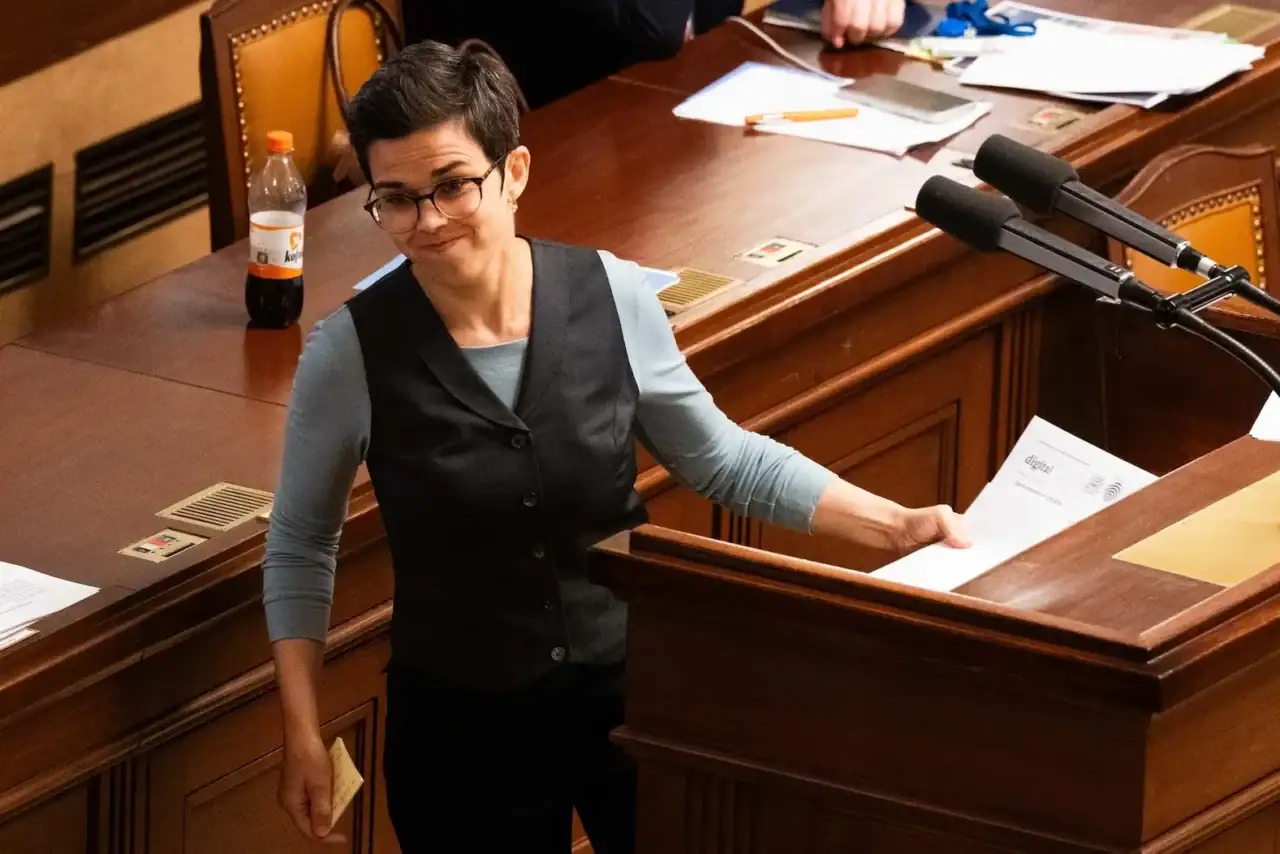 Olga Richterová v Poslanecké sněmovně.