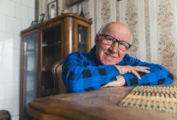 Důchodci s nejnižší penzí si od ledna výrazně polepší. Oproti průměrnému důchodu jim stát přidá skoro dvojnásobek