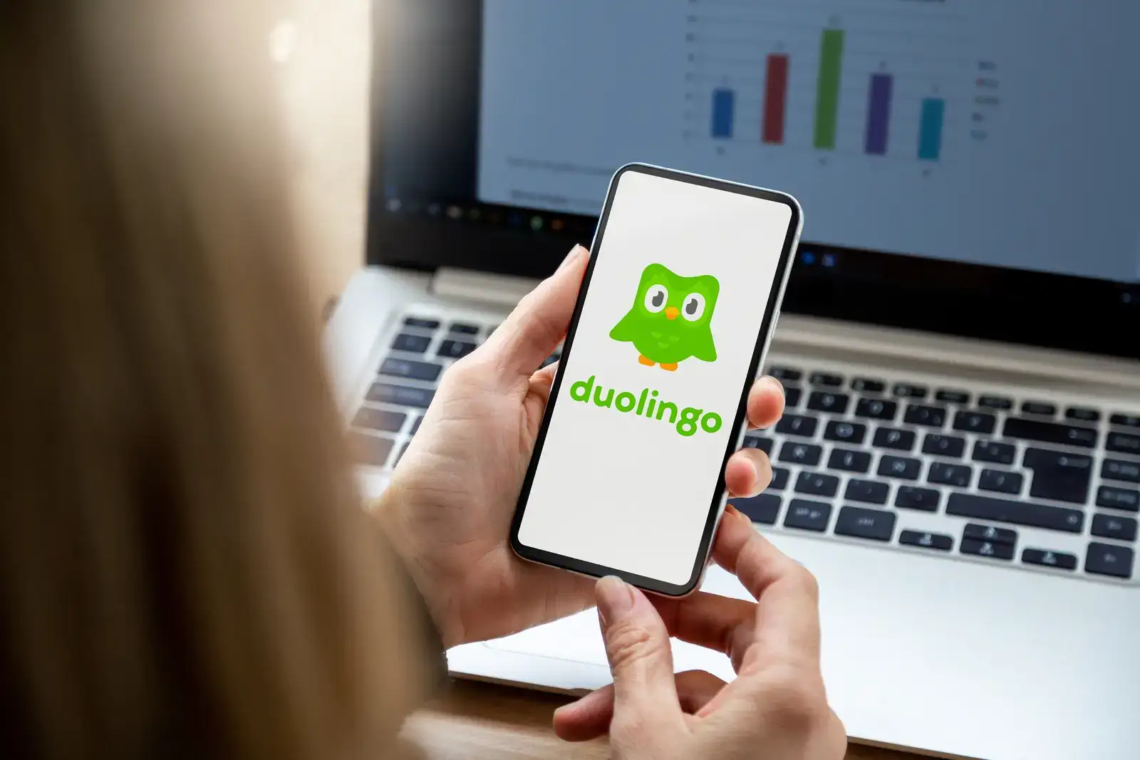 Nejznámější aplikací je Duolingo.