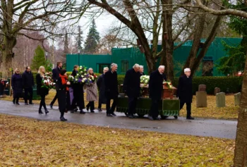 Stále více lidí nechce po smrti klasický pohřeb. Proměňuje se i to, co považujeme za důstojné rozloučení